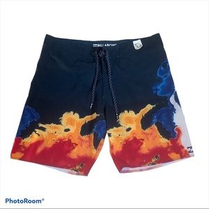 NEW Billabong Navy Sundays Airlite Boardshorts